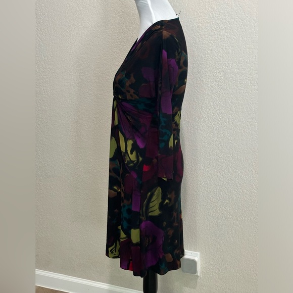 KIM ROGERS - Picture 5 of 8